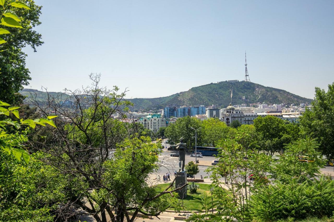 Hb Apartments Akhvelediani II Тбилиси Екстериор снимка